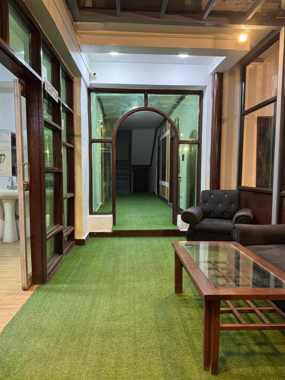Srīnagar Hotel The Casa מראה חיצוני תמונה